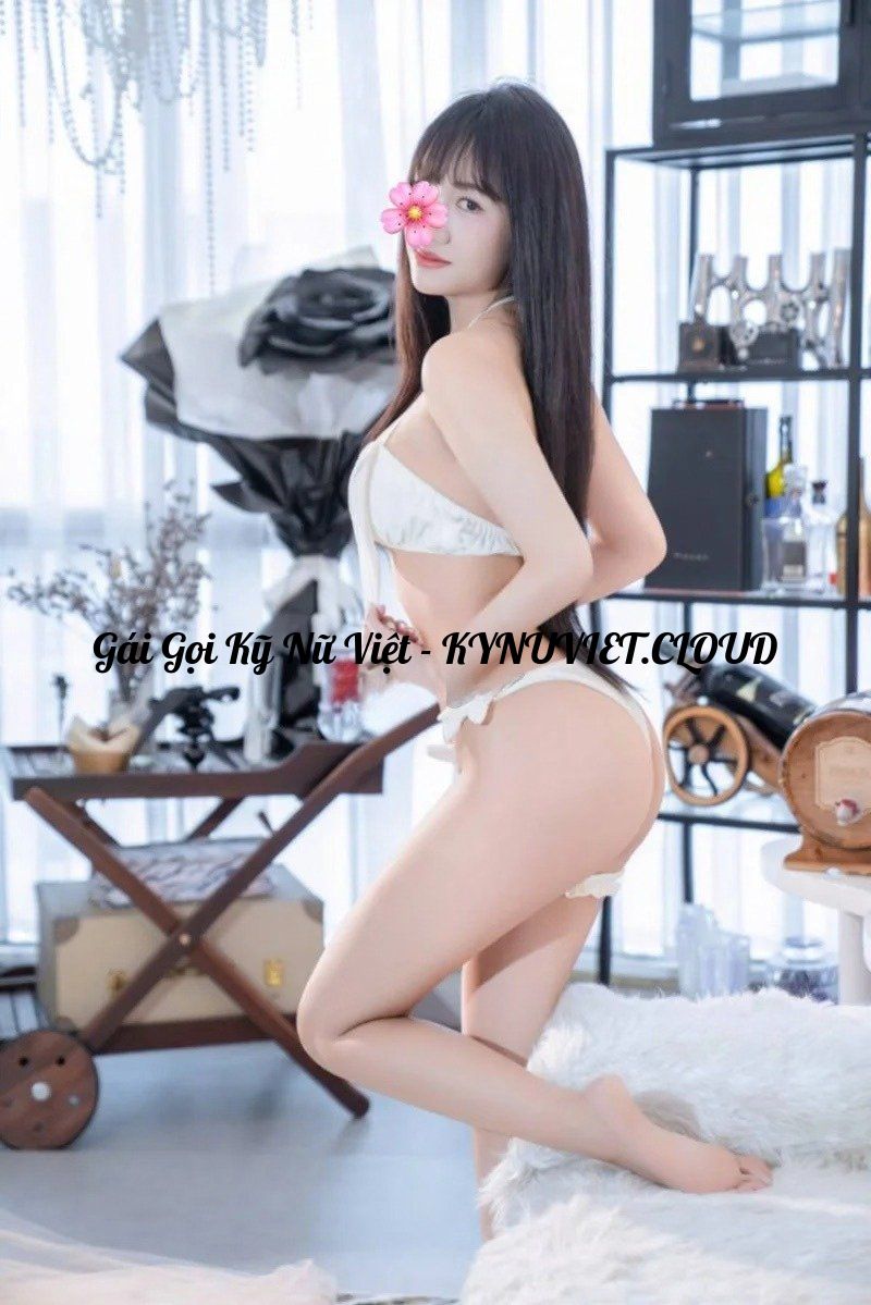 gaigu8 - 1784250413 – Đã sửa.jpg