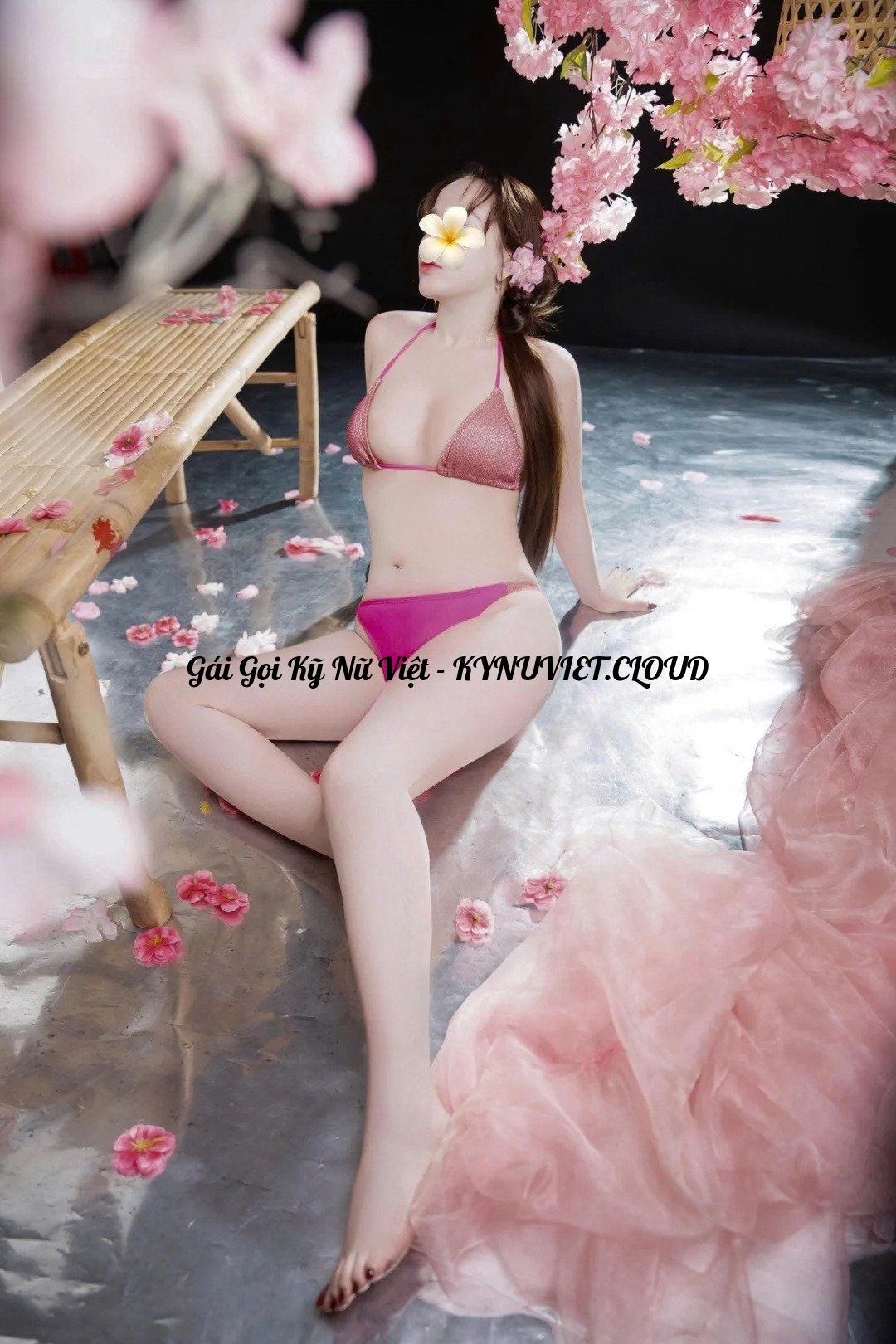 gaigu8 - 1786704983 – Đã sửa.jpg